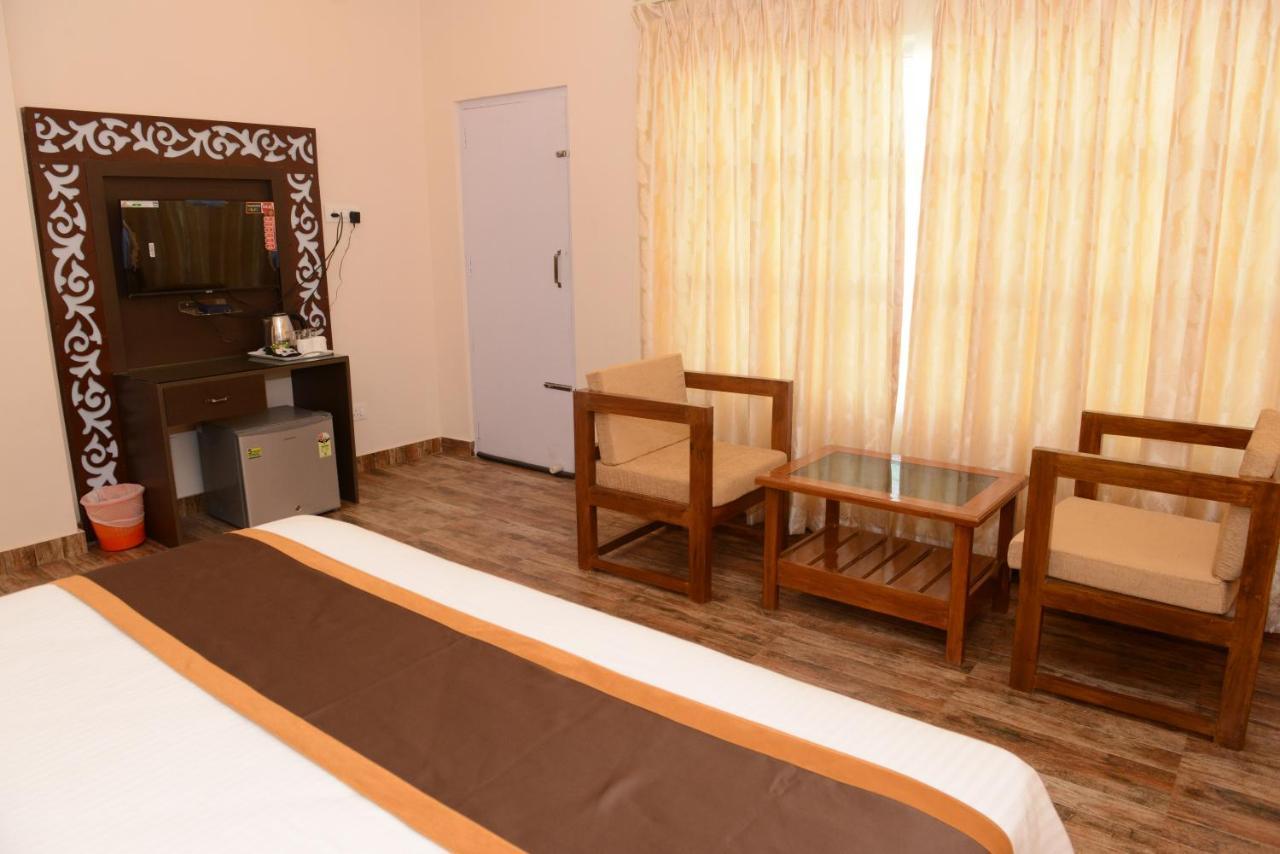 Jaldapara Forest Tourist Lodge Jftl Madari Hat Екстериор снимка